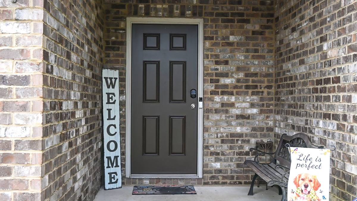 House for rent at 7000 Lonesome Pine Dr, Midland, GA 31820