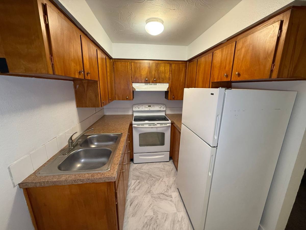 Apartment for rent at 943 E Augusta Ave, Spokane, WA 99207