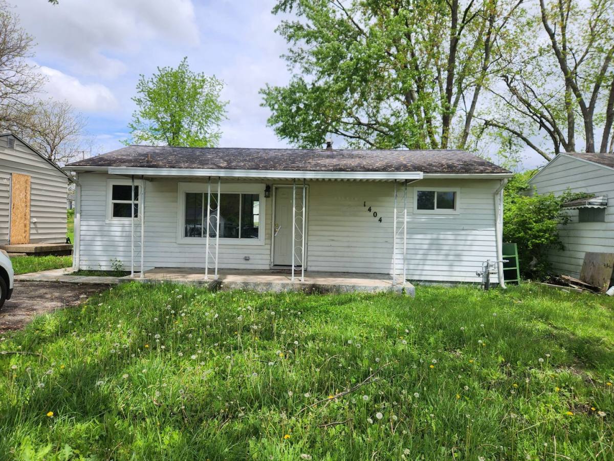 House for rent at 1404 E 24th, Muncie, IN 47302