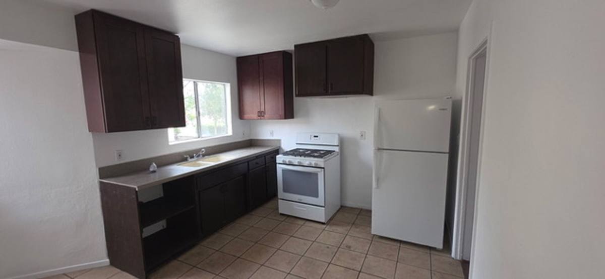 Apartment for rent at 4914 St Elmo Dr, Los Angeles, CA 90019