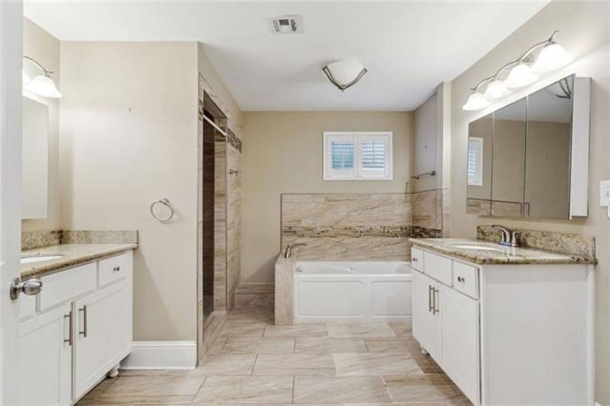 House for rent at 7922 Colapissa St, New Orleans, LA 70125