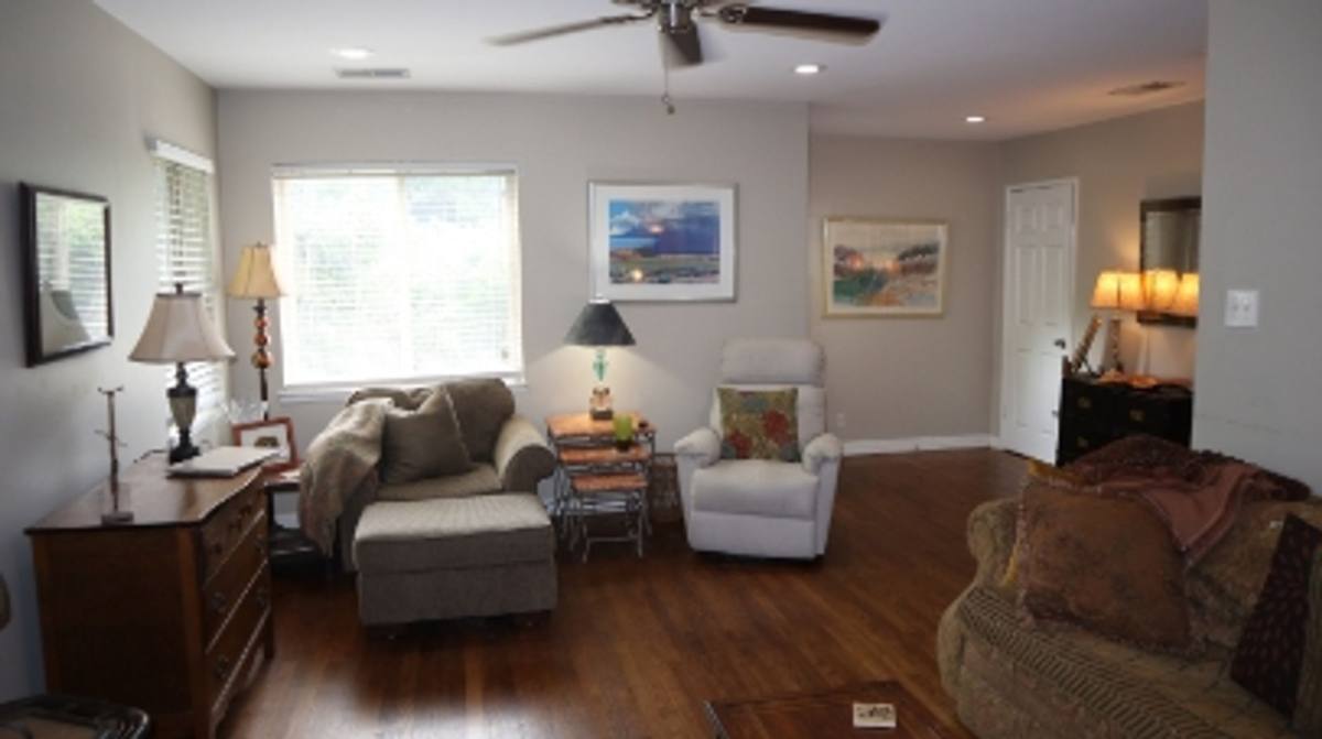 Apartment for rent at 1008 Broadway St, Birmingham, AL 35209