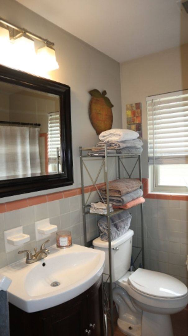 Apartment for rent at 1008 Broadway St, Birmingham, AL 35209