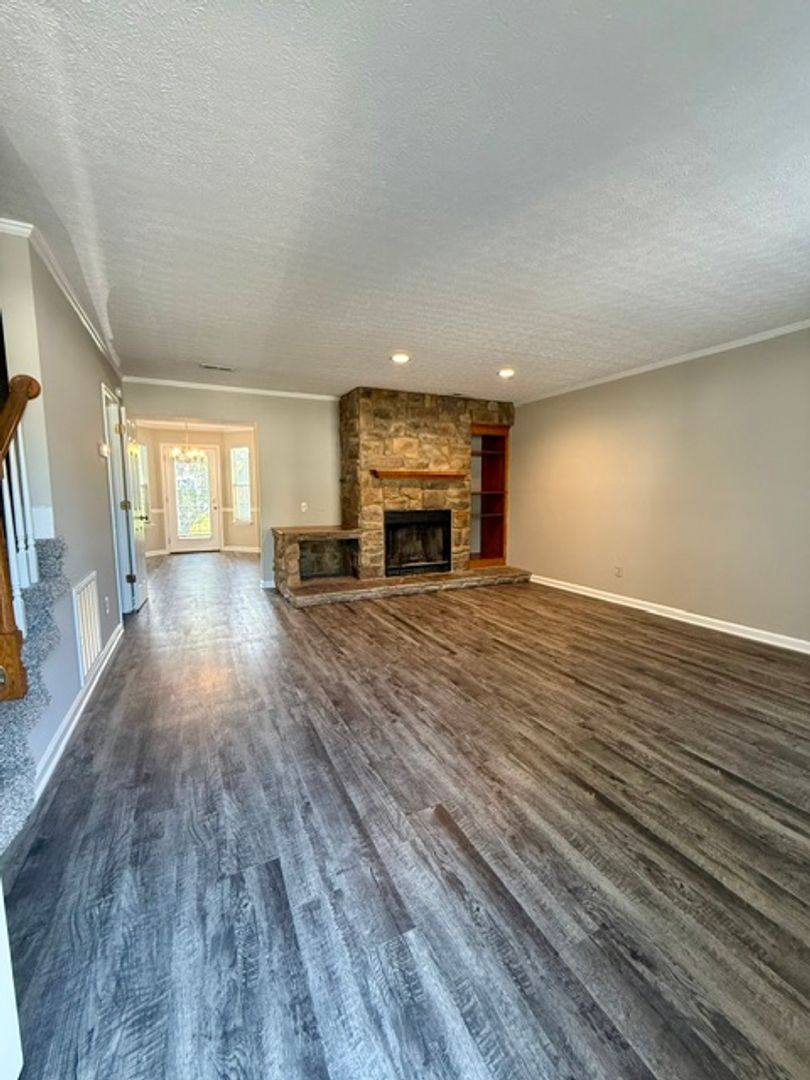 Apartment for rent at 1304 Sun Way, Bowling Green, KY 42101