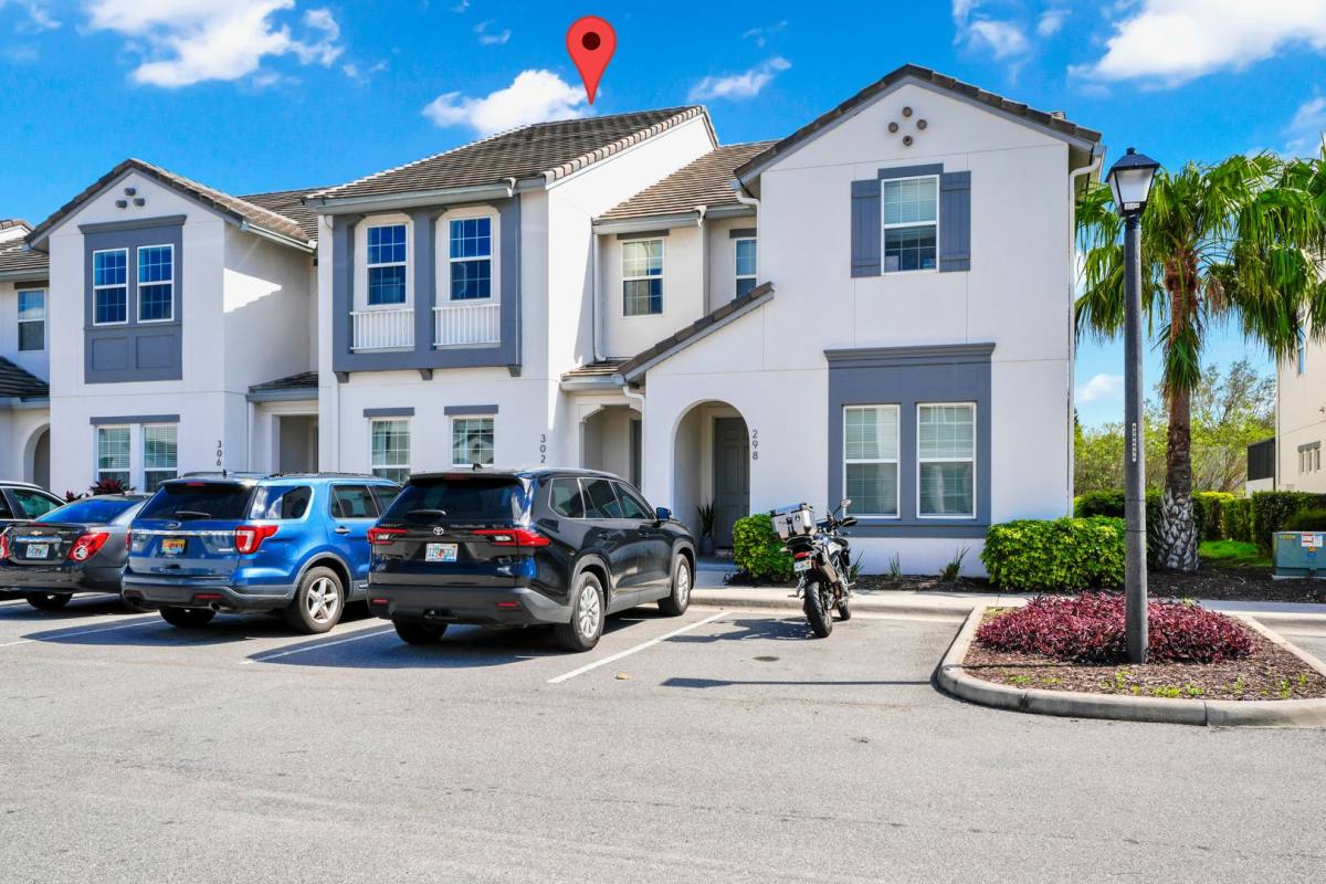 House for rent at 302 Captiva Dr, Davenport, FL 33896