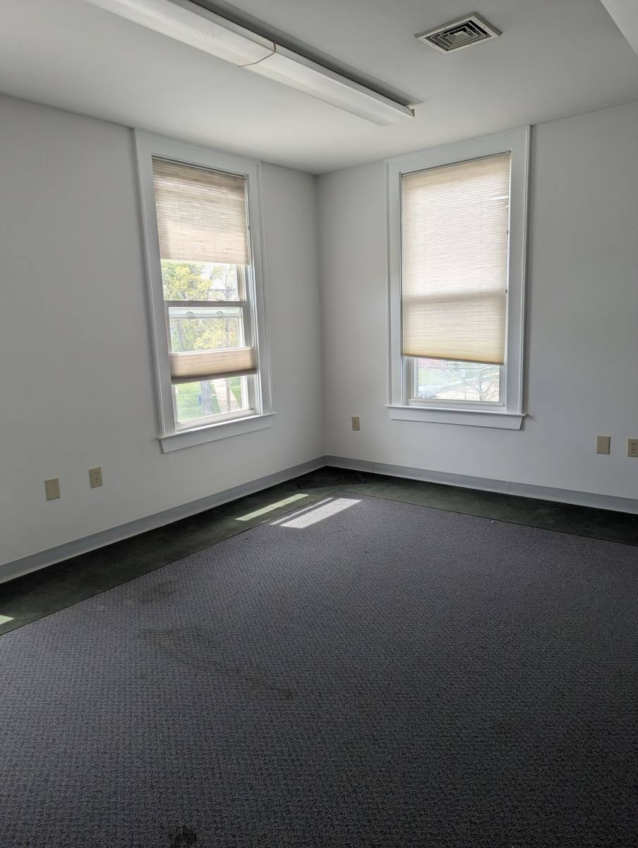 Apartment for rent at 53 Granite St, New London, CT 06320
