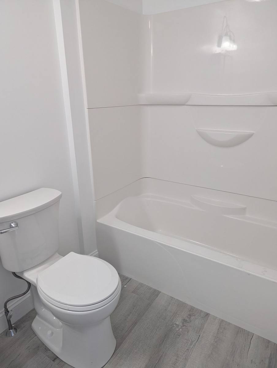 Apartment for rent at 53 Granite St, New London, CT 06320
