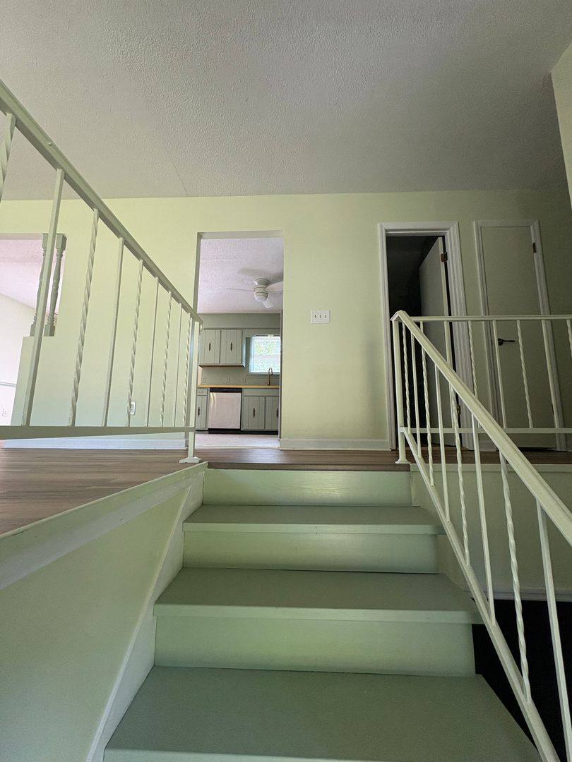 House for rent at 825 S Valleywood Circle, Hixson, TN 37343