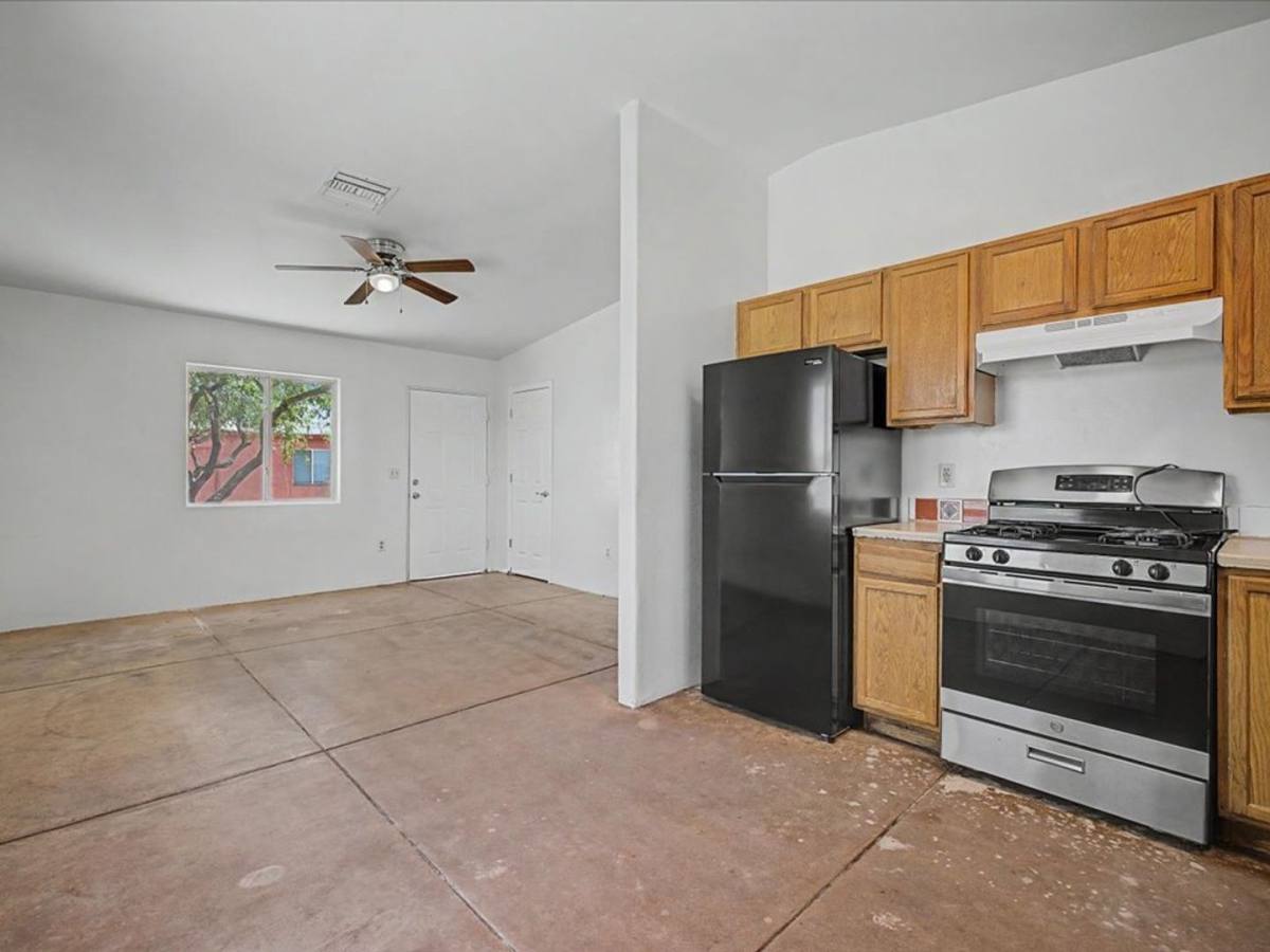 Apartment for rent at 81 E Laguna St, Tucson, AZ 85705