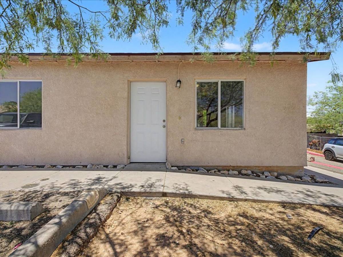 Apartment for rent at 81 E Laguna St, Tucson, AZ 85705