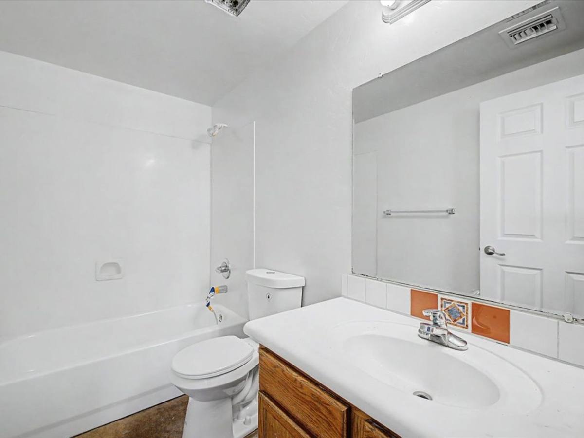 Apartment for rent at 81 E Laguna St, Tucson, AZ 85705