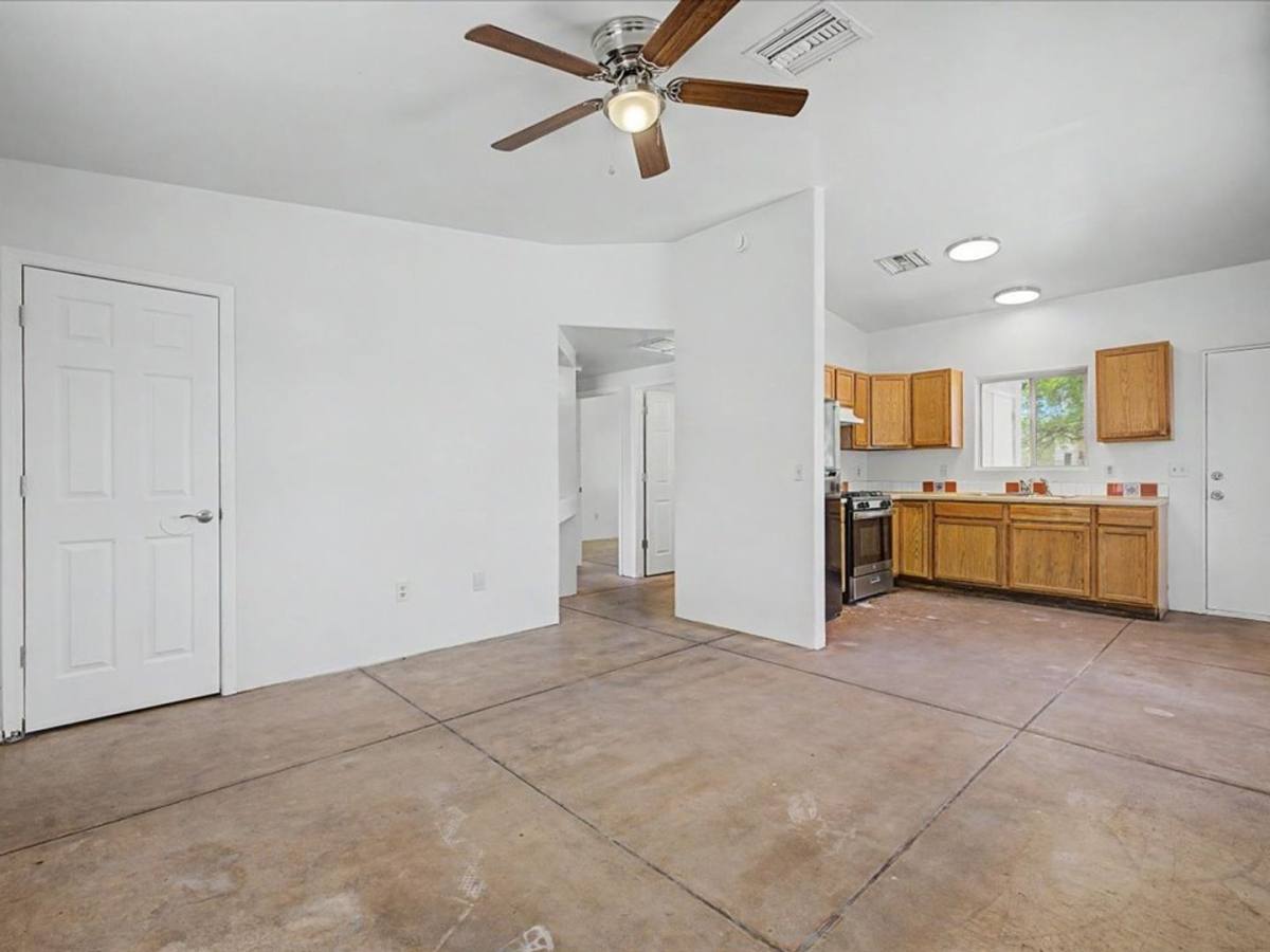 Apartment for rent at 81 E Laguna St, Tucson, AZ 85705