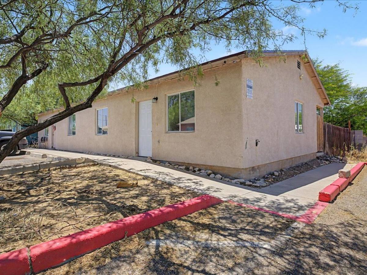 Apartment for rent at 81 E Laguna St, Tucson, AZ 85705