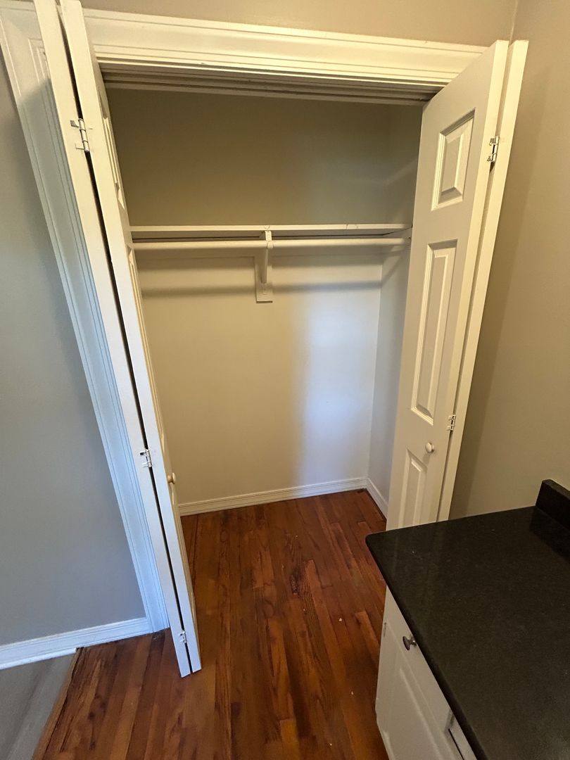Apartment for rent at 500 E Park St, Kansas City, KS 66106