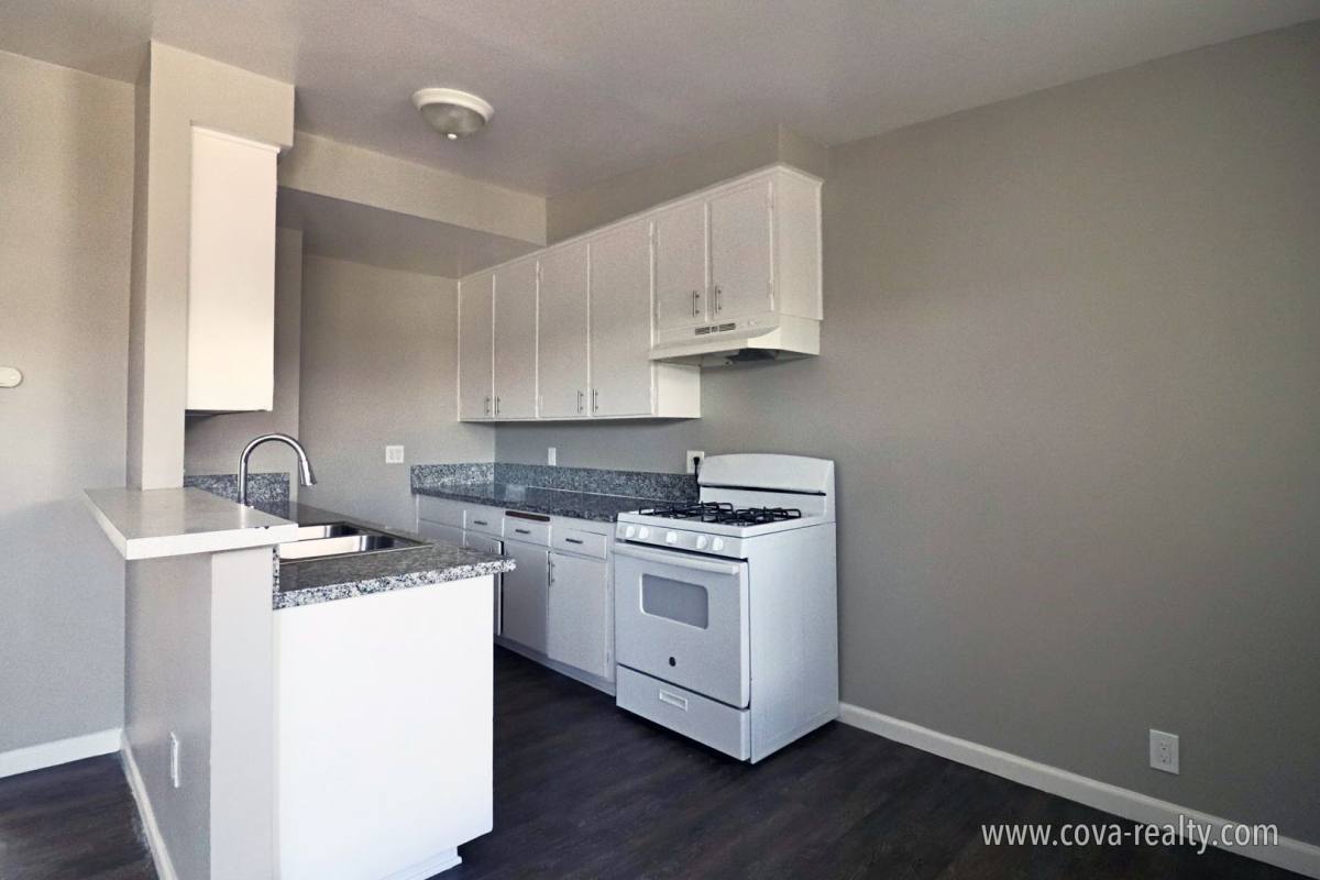 Apartment for rent at 500 Cuesta Del Mar Dr, Oxnard, CA 93033