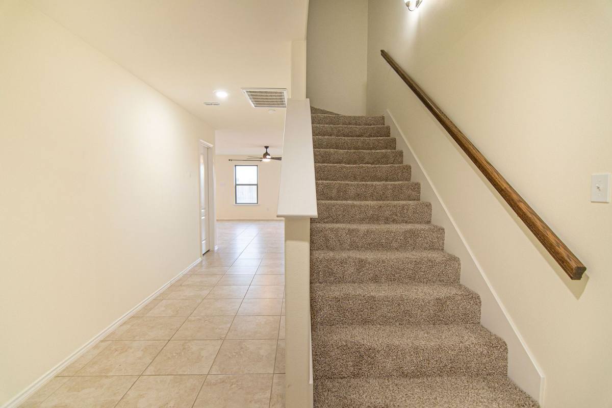 House for rent at 5607 Lone Star Loop, Laredo, TX 78046