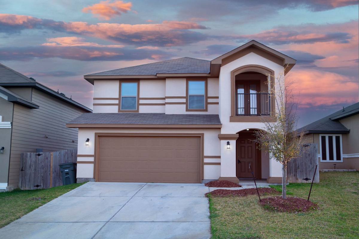 House for rent at 5607 Lone Star Loop, Laredo, TX 78046