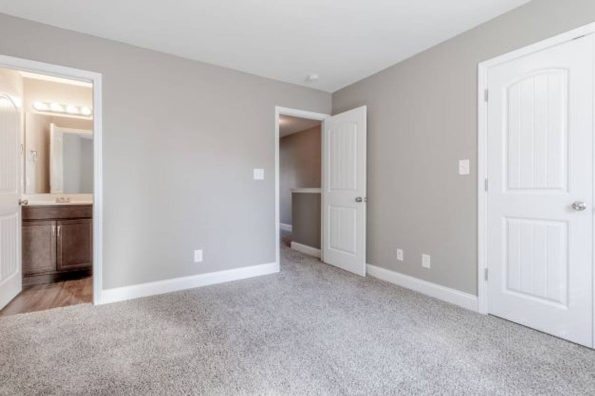 Apartment for rent at 346 Landrum Place, Clarksville, TN 37043