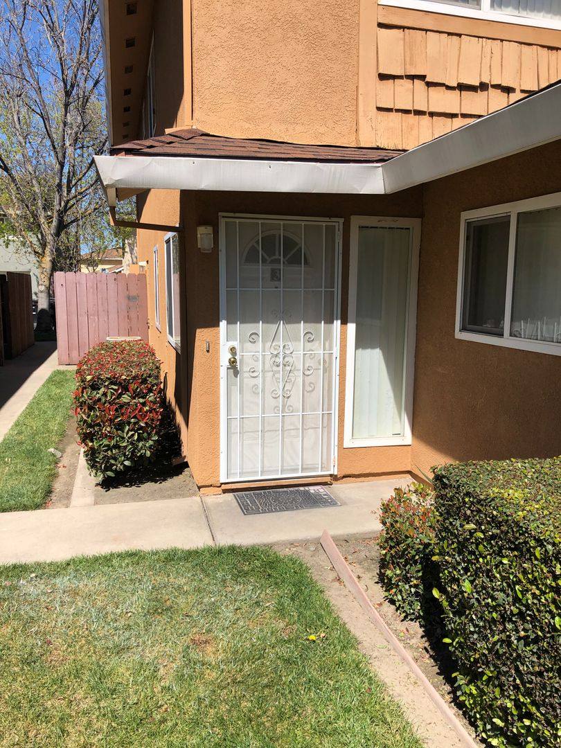 Apartment for rent at 2113 Palisade Ave, Modesto, CA 95350