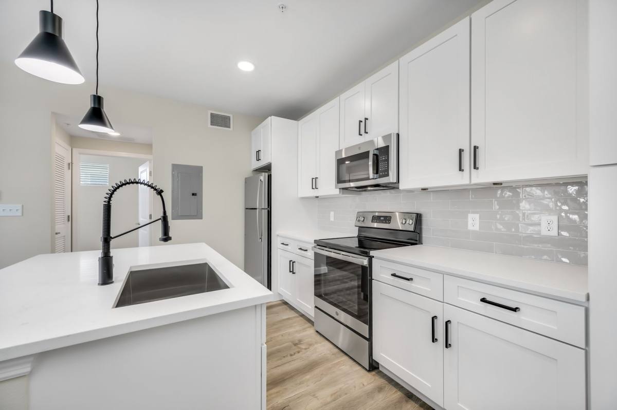 Apartment for rent at 700 3rd Ave S, Saint Petersburg, FL 33701