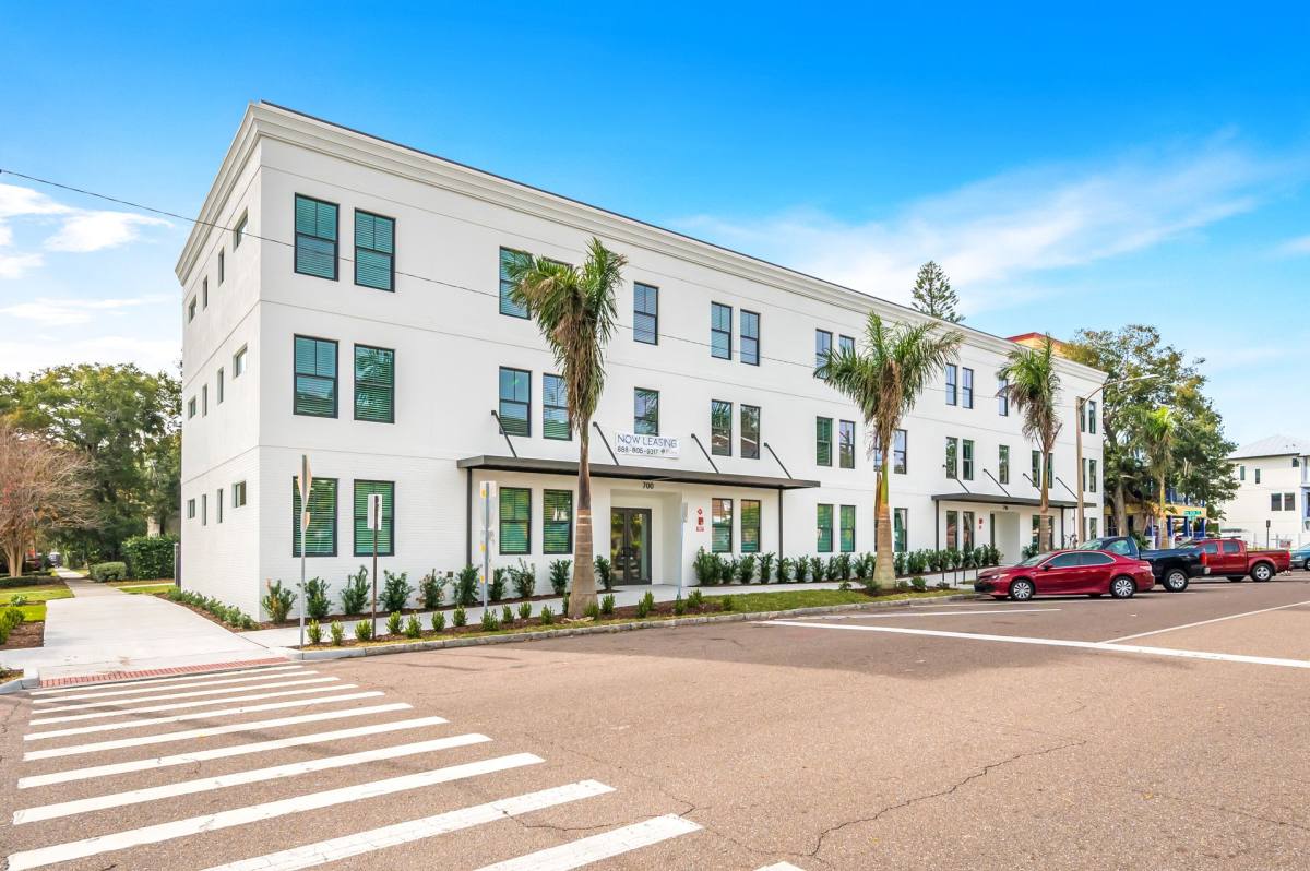 Apartment for rent at 700 3rd Ave S, Saint Petersburg, FL 33701