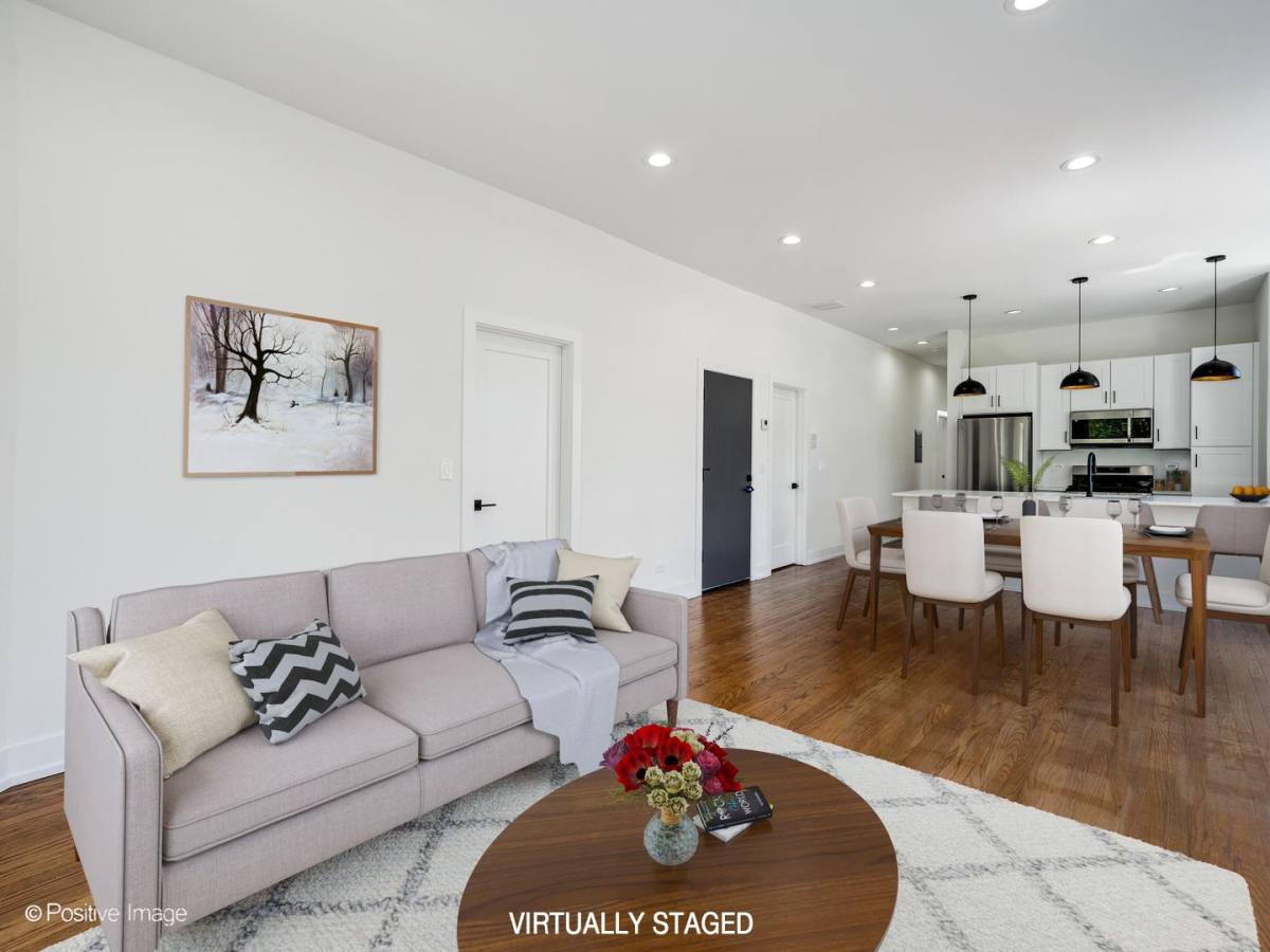 Apartment for rent at 1633 N Francisco, Chicago, IL 60647