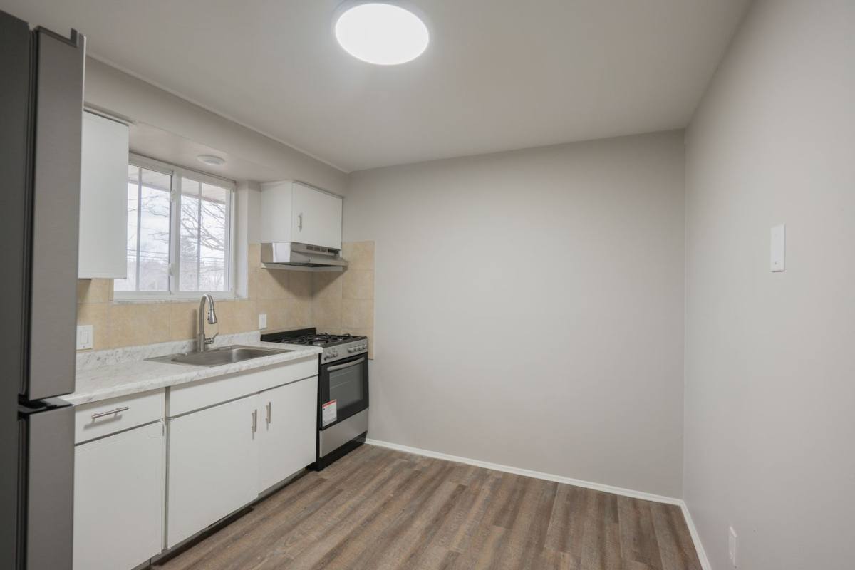 Apartment for rent at 2948 Mogadore Rd, Akron, OH 44306