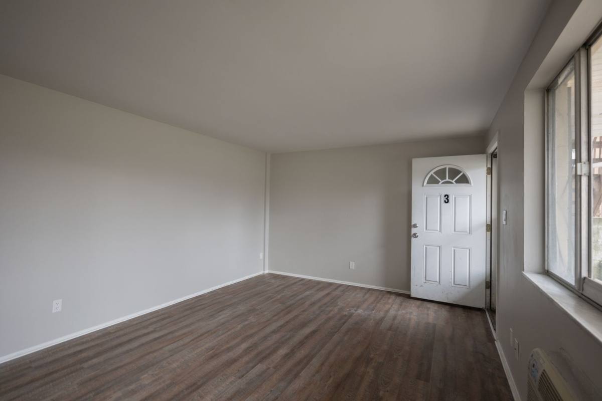Apartment for rent at 2948 Mogadore Rd, Akron, OH 44306