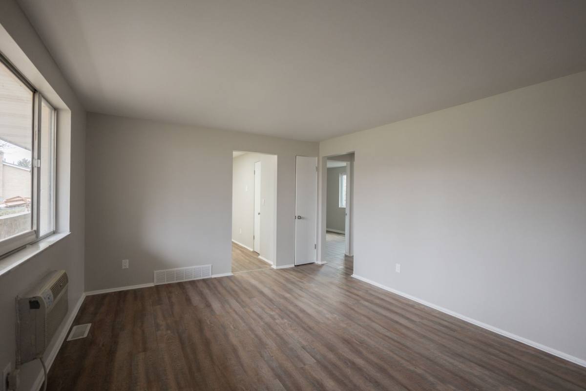 Apartment for rent at 2948 Mogadore Rd, Akron, OH 44306