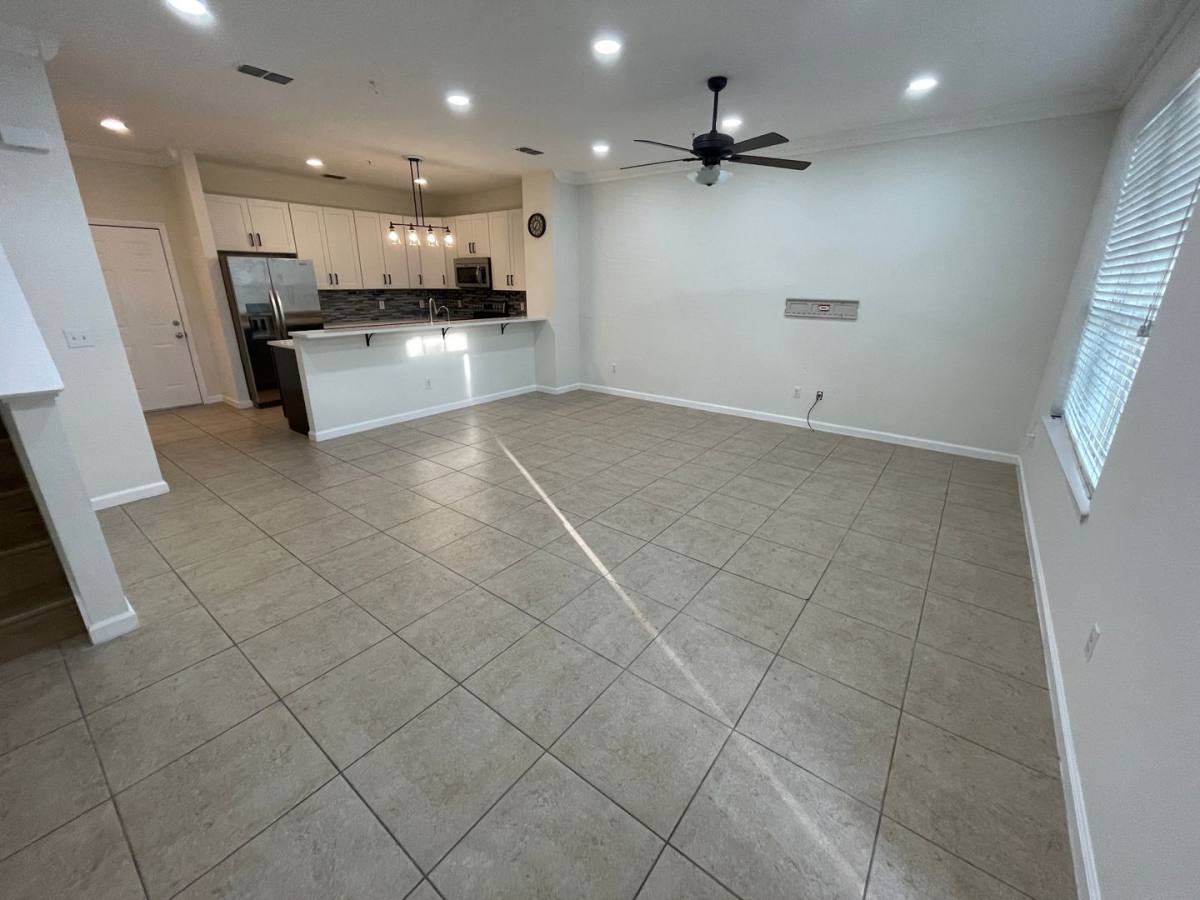 Townhouse for rent at 1793 Grand Rue Dr, Casselberry, FL 32707