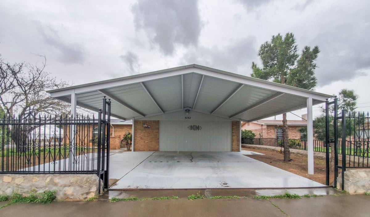 House for rent at 5132 Round Rock Dr, El Paso, TX 79924
