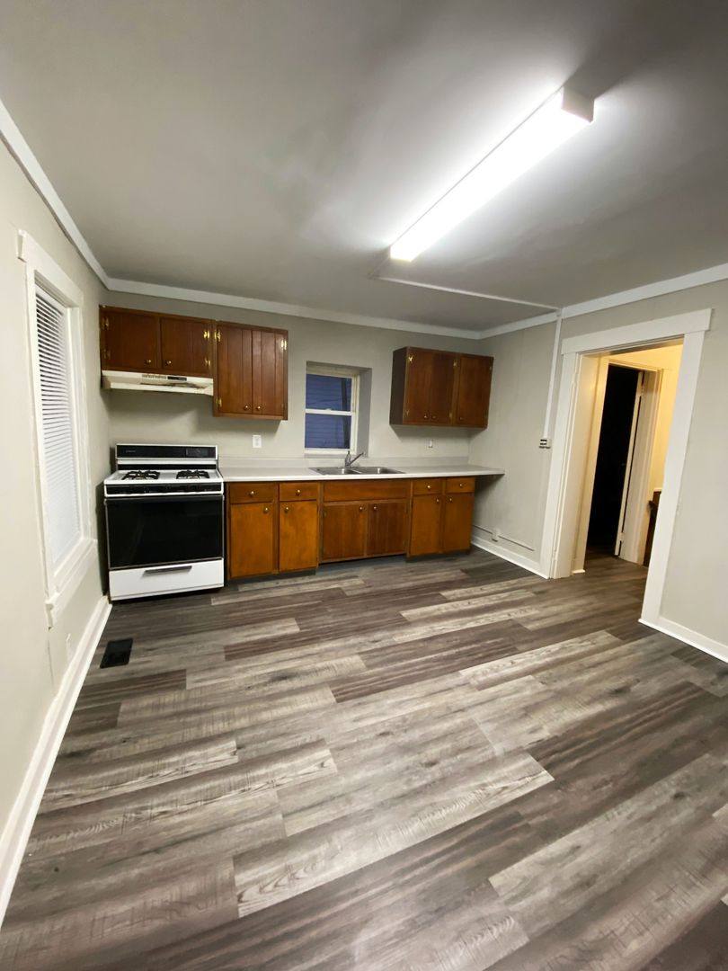 Apartment for rent at 305-307 N First St, Miamisburg, OH 45342
