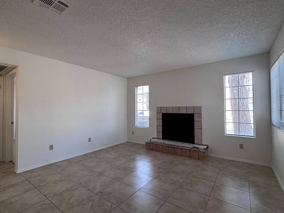 Apartment for rent at 2686 Aarondavid Dr, Las Vegas, NV 89121