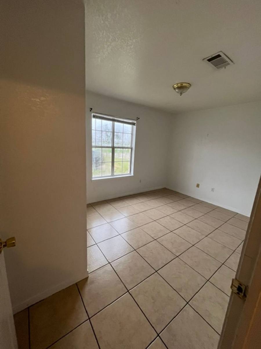 Apartment for rent at 3001 Cantabrian Dr, Killeen, TX 76542