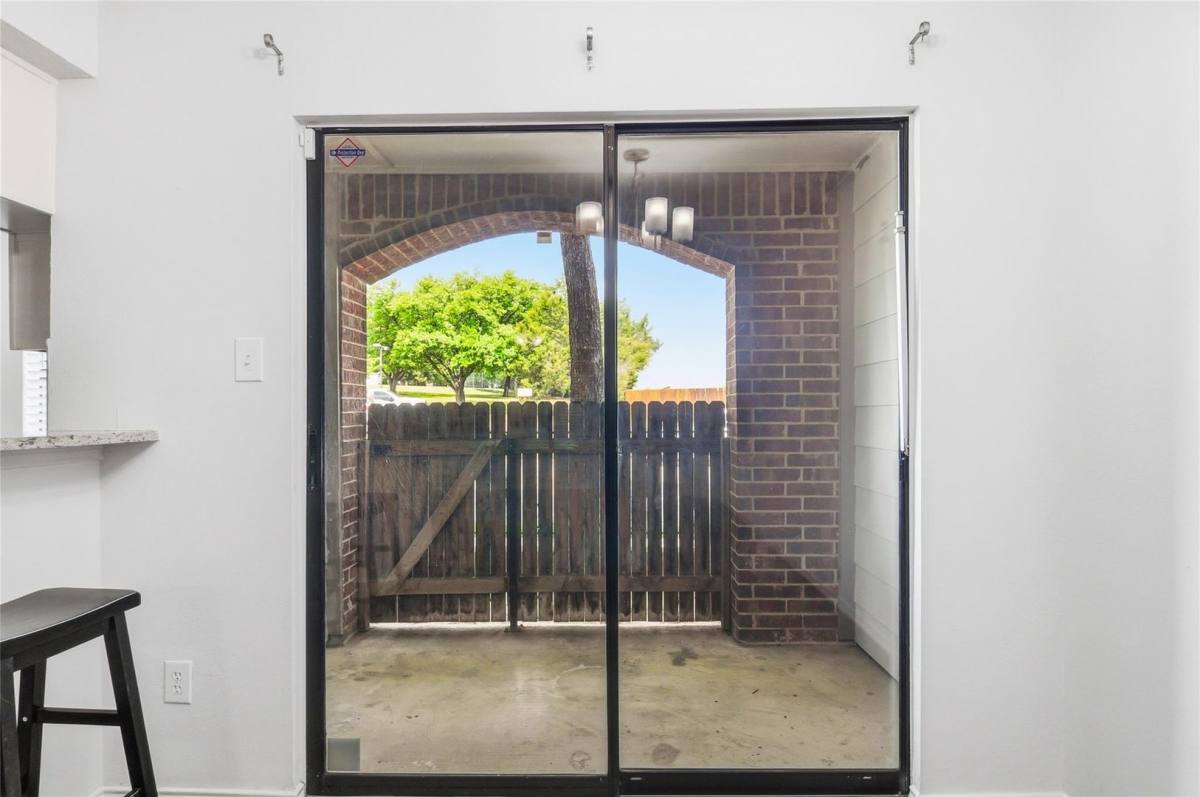 Townhouse for rent at 3205 Donnelly Circle #205, Fort Worth, TX 76107