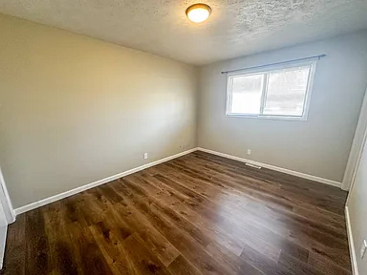 House for rent at 5611 S 113th St, Omaha, NE 68137
