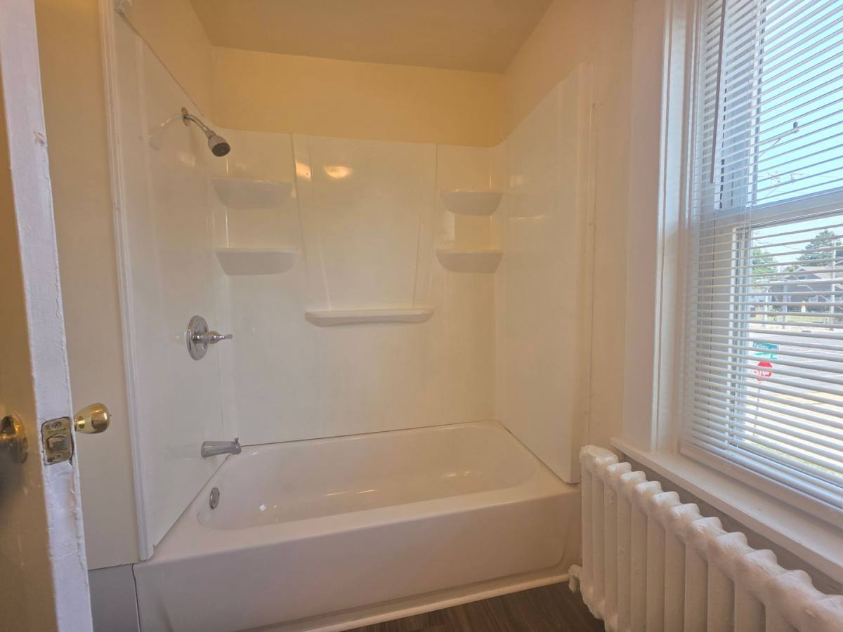 Apartment for rent at 100 S Maryland Ave, Wilmington, DE 19805