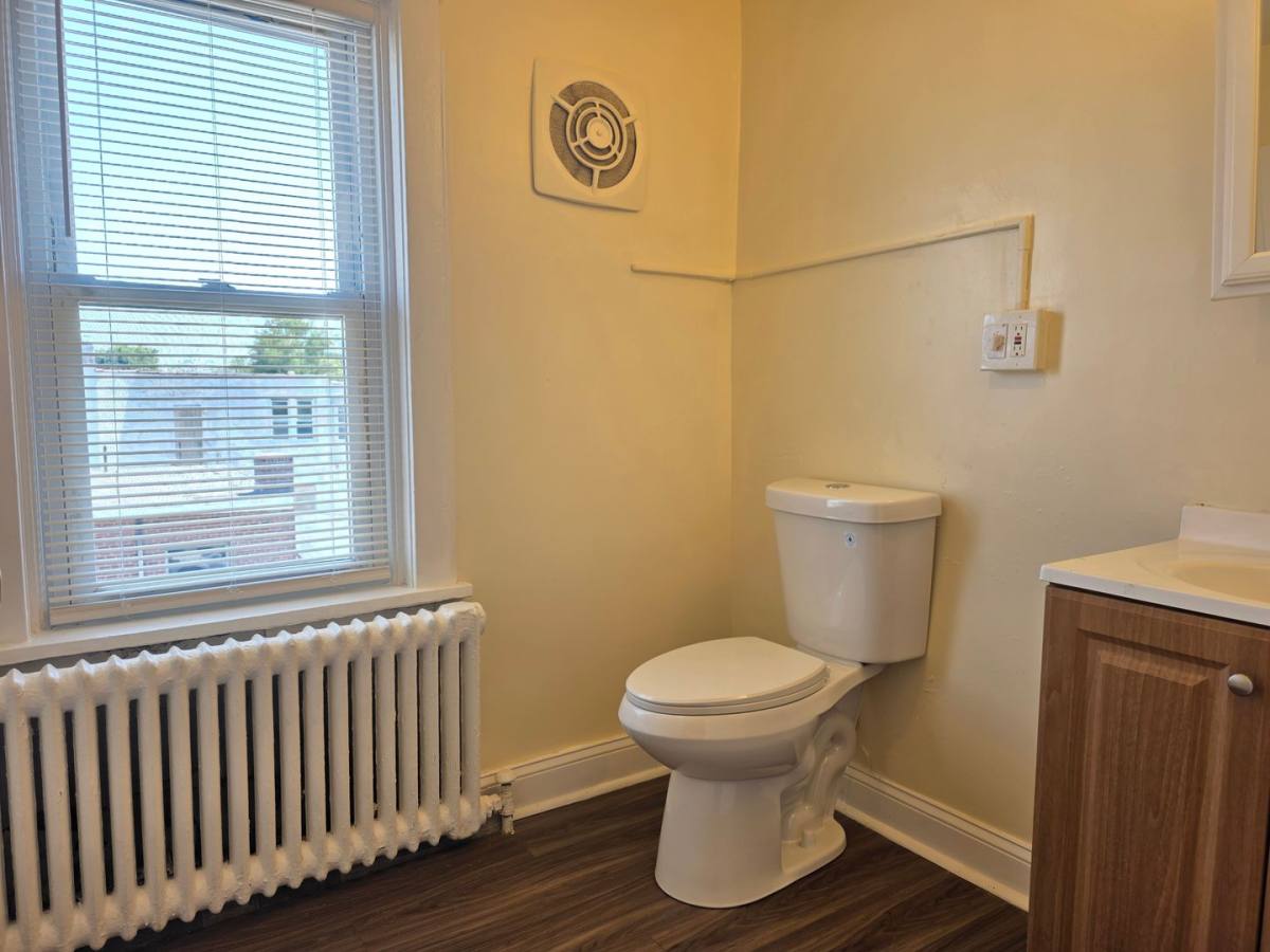 Apartment for rent at 100 S Maryland Ave, Wilmington, DE 19805