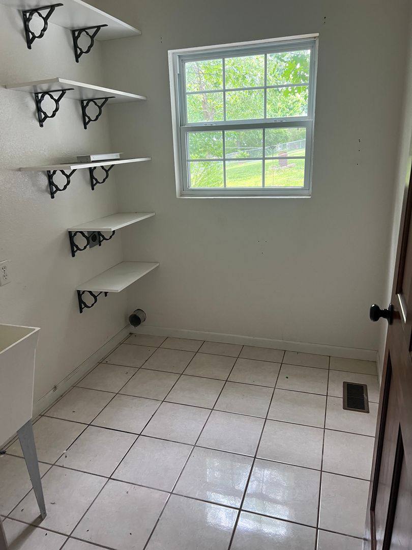 House for rent at 20266 Hyatt Lane, Saint Robert, MO 65584