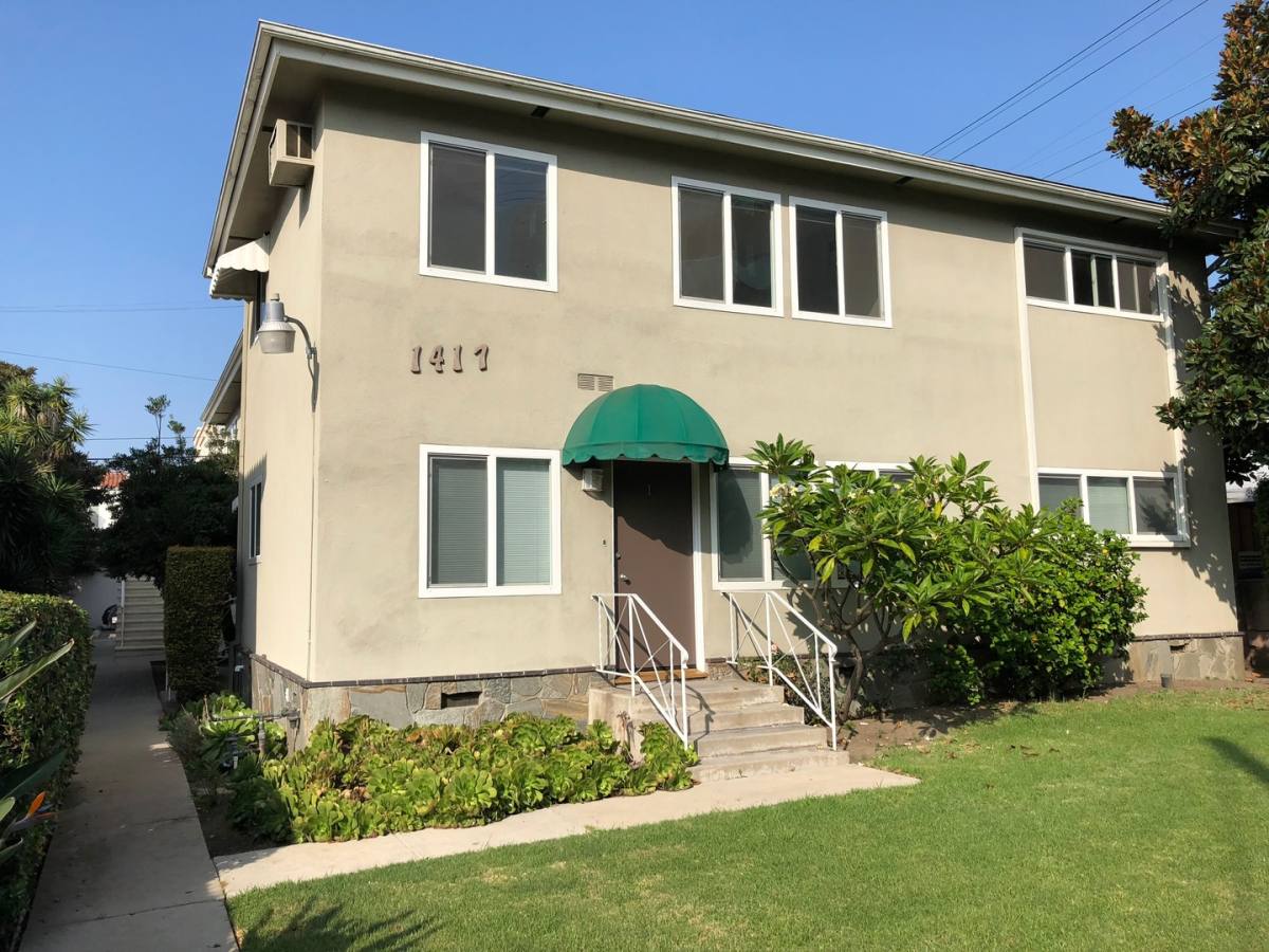 Apartment for rent at 1417 S Holt Ave, Los Angeles, CA 90035