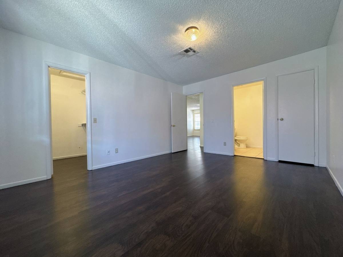House for rent at 6659 W Tropicana Ave, Las Vegas, NV 89103