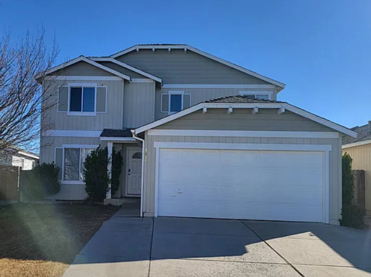House for rent at 9438 Canyon Meadows Dr, Sparks, NV 89436