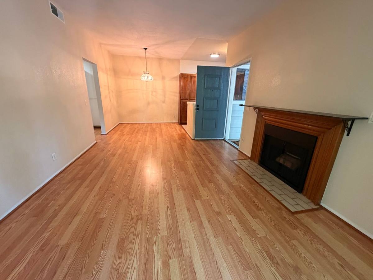 Apartment for rent at 3395 Pinewood Terrace, Fremont, CA 94536