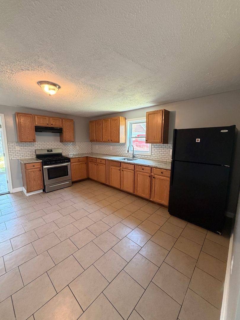 House for rent at 1803 Homberg Ave, Dundalk, MD 21222