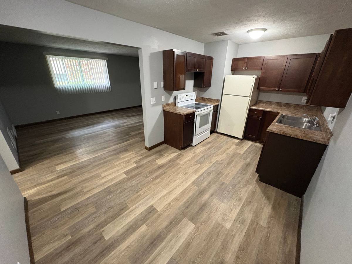 Apartment for rent at 1527 S 20th St, Lincoln, NE 68502