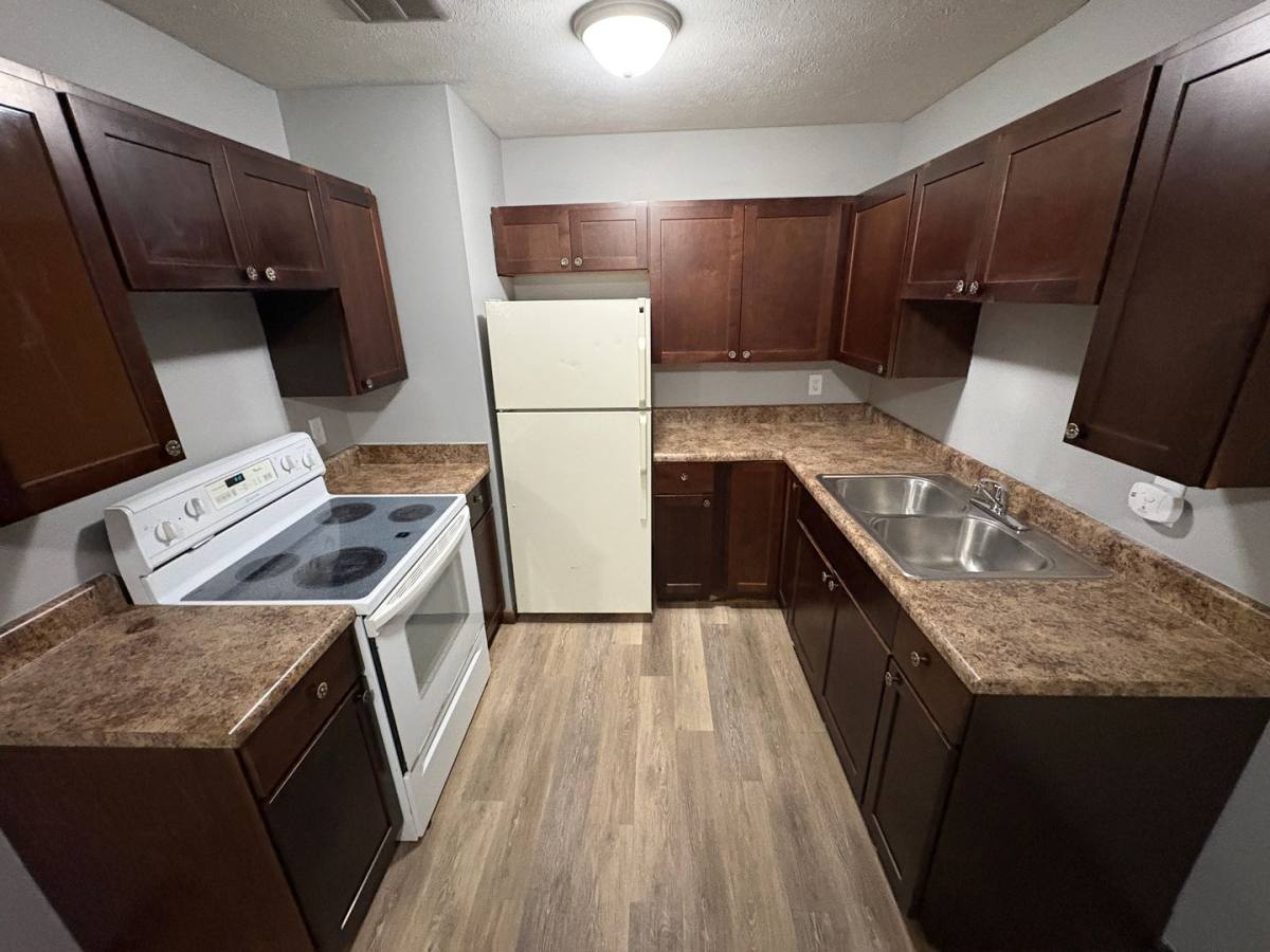 Apartment for rent at 1527 S 20th St, Lincoln, NE 68502