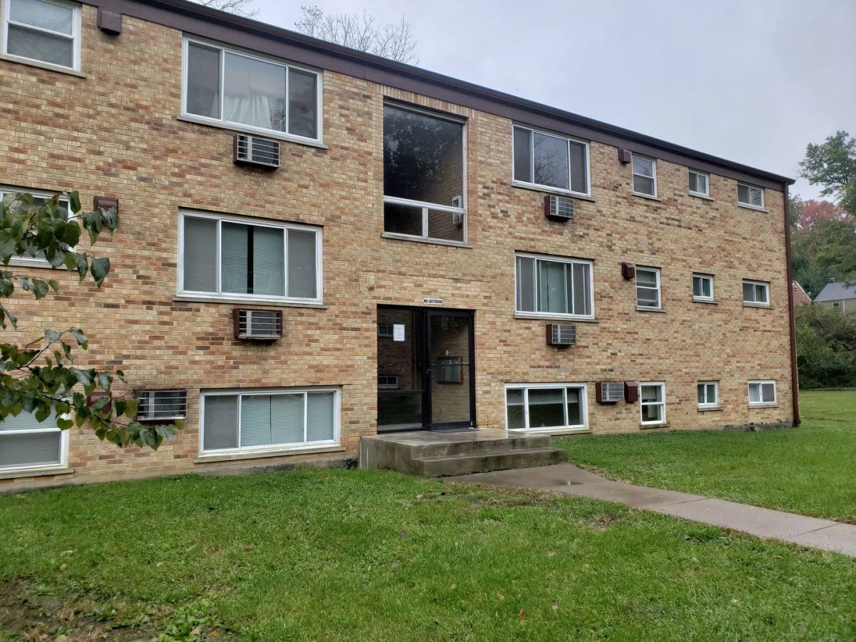 Apartment for rent at 463-467 Pedretti Ave, Cincinnati, OH 45238