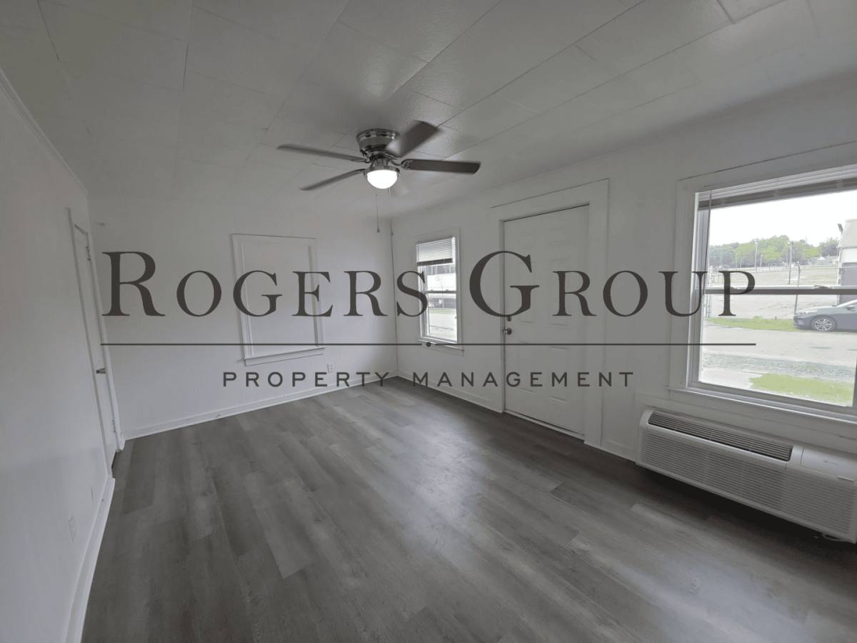 House for rent at 976 Burr St, Henderson, NC 27536
