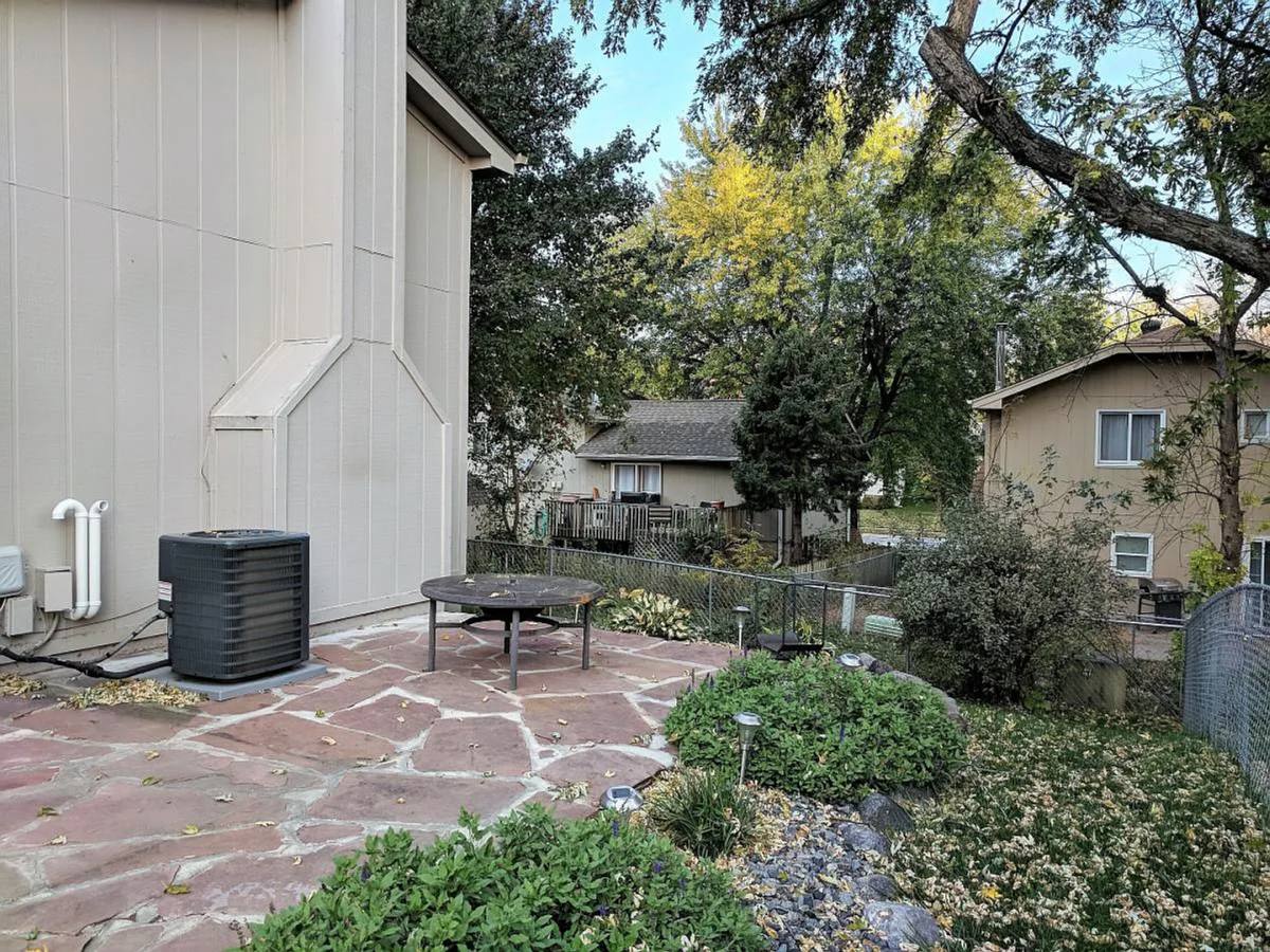 House for rent at 12724 Grant Circle, Omaha, NE 68164