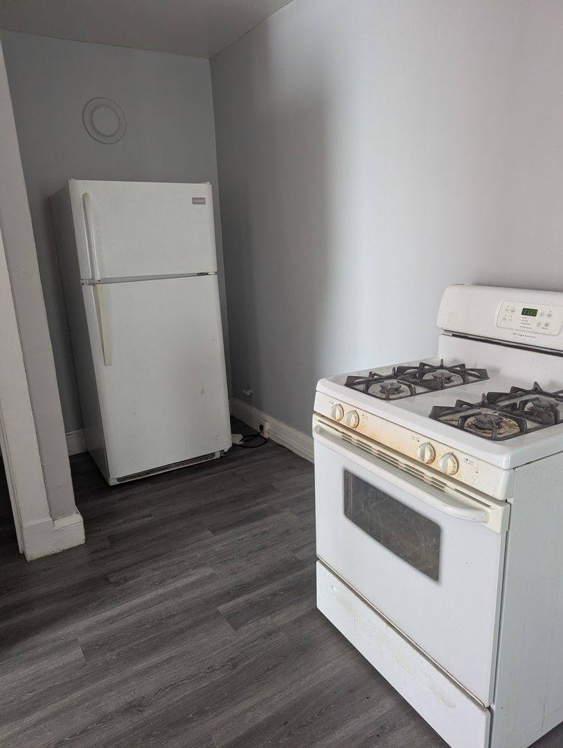Apartment for rent at 71-73 Madison Ave, East Hartford, CT 06108